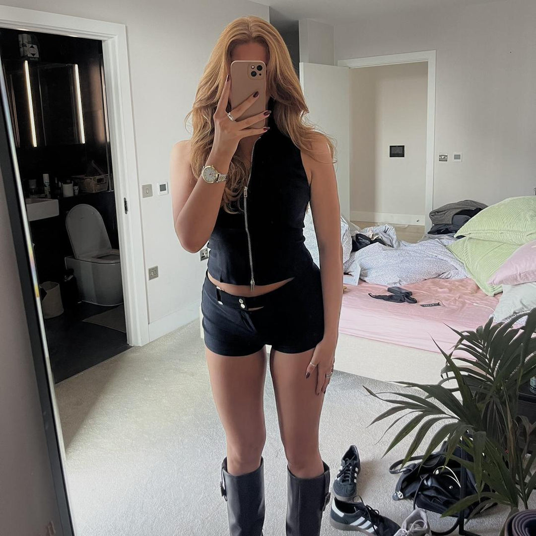 Dame figursyet Cropped-Top med lynlås og matchende shorts Stilla