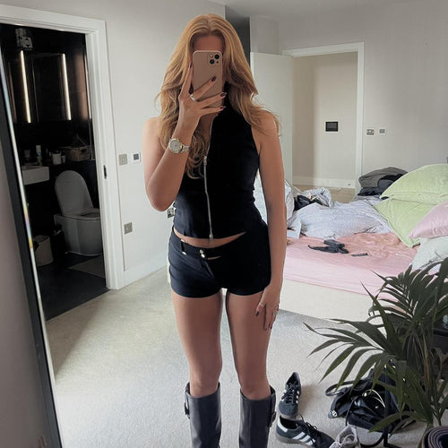 Dame figursyet Cropped-Top med lynlås og matchende shorts Stilla