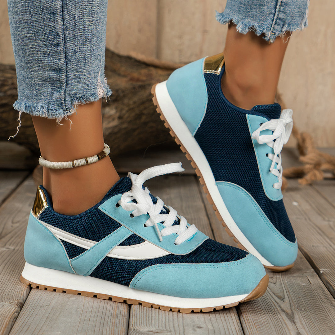 Dame Sportliche Sneakers med åndbart mesh-overmateriale og robust profil Stilla