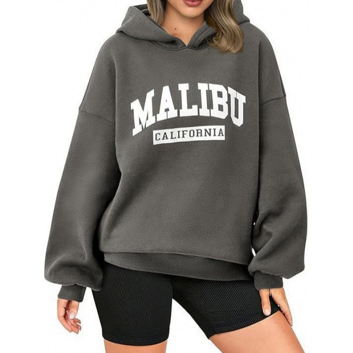 Kvindernes casual hoodie med oversized pasform og iøjnefaldende print Skovae