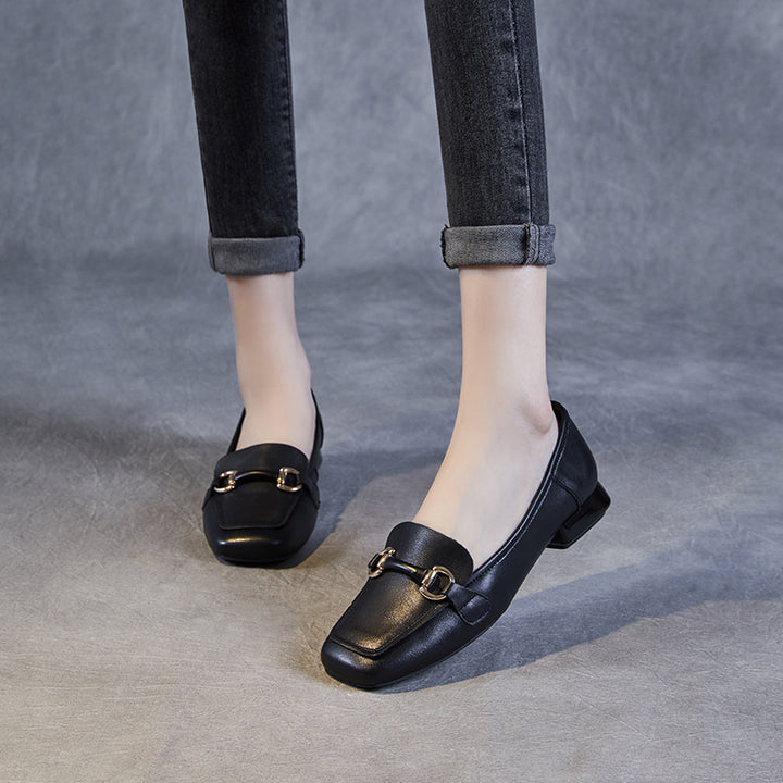 Dame elegante slippers med dekorativt spænde-detalje Stilla