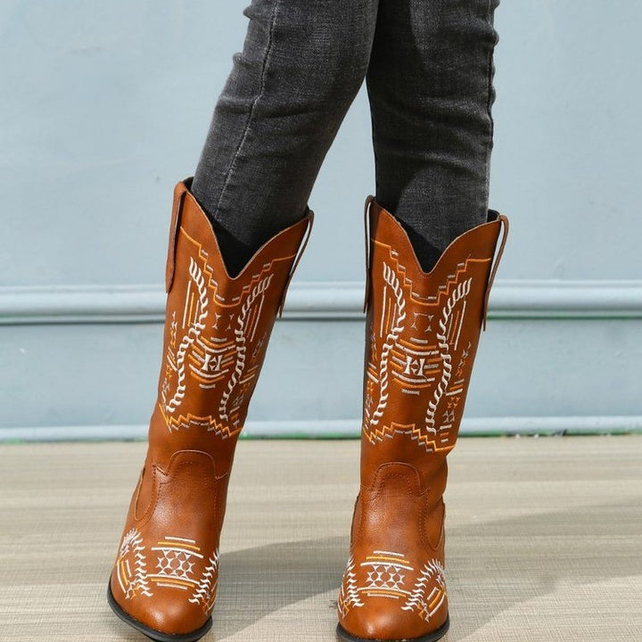 Dame Cowboystøvler med kunstnerisk broderi Stilla