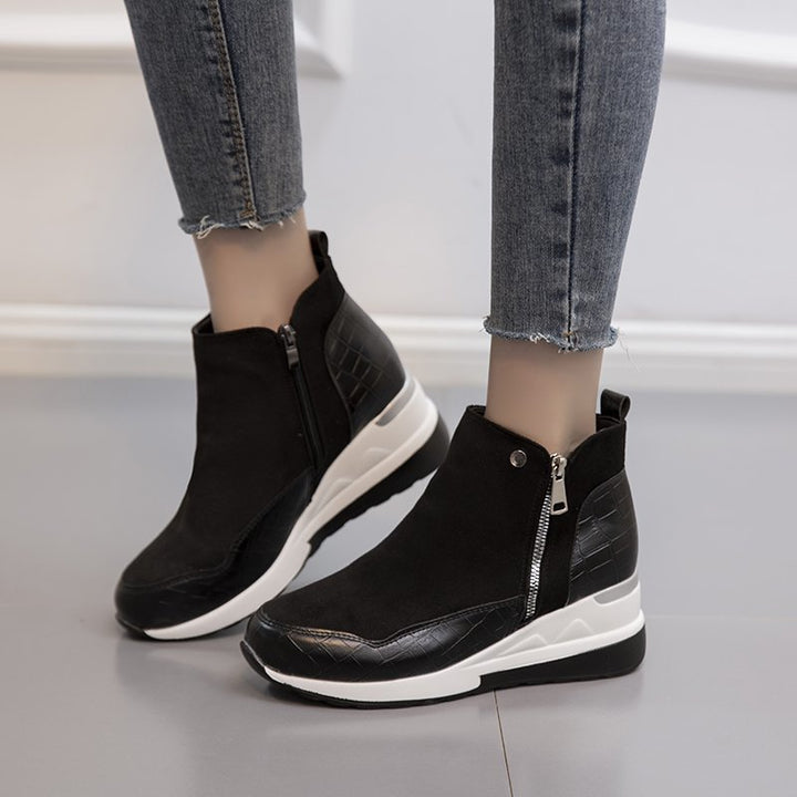 Dame Sneakers i sporty-elegant stil med lynlås Stilla