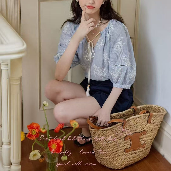 Femme Puff Ærme Broderet Bluse Stilla