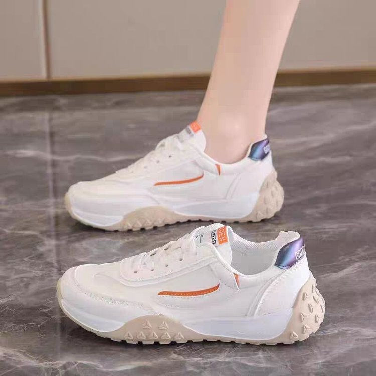 Dame sporty sneakers i elegant retro-stil med stabil sål Stilla