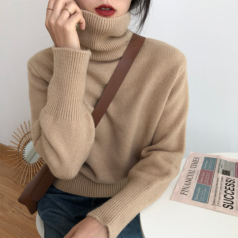 Dame mode turtleneck sweater lavet af blød knit Stilla