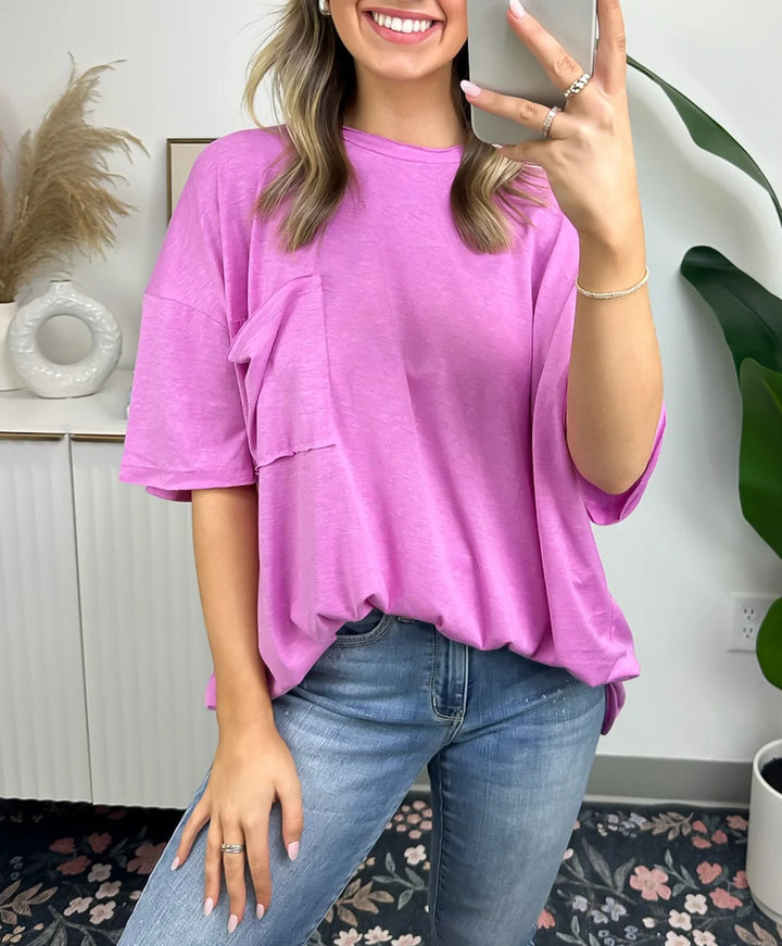 Dame behagelig oversized T-shirt med brystlomme i let stof Stilla