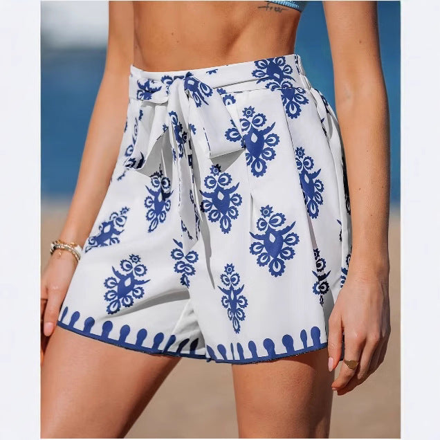 Dame sommerlige chino-shorts med bindebælte Skovae