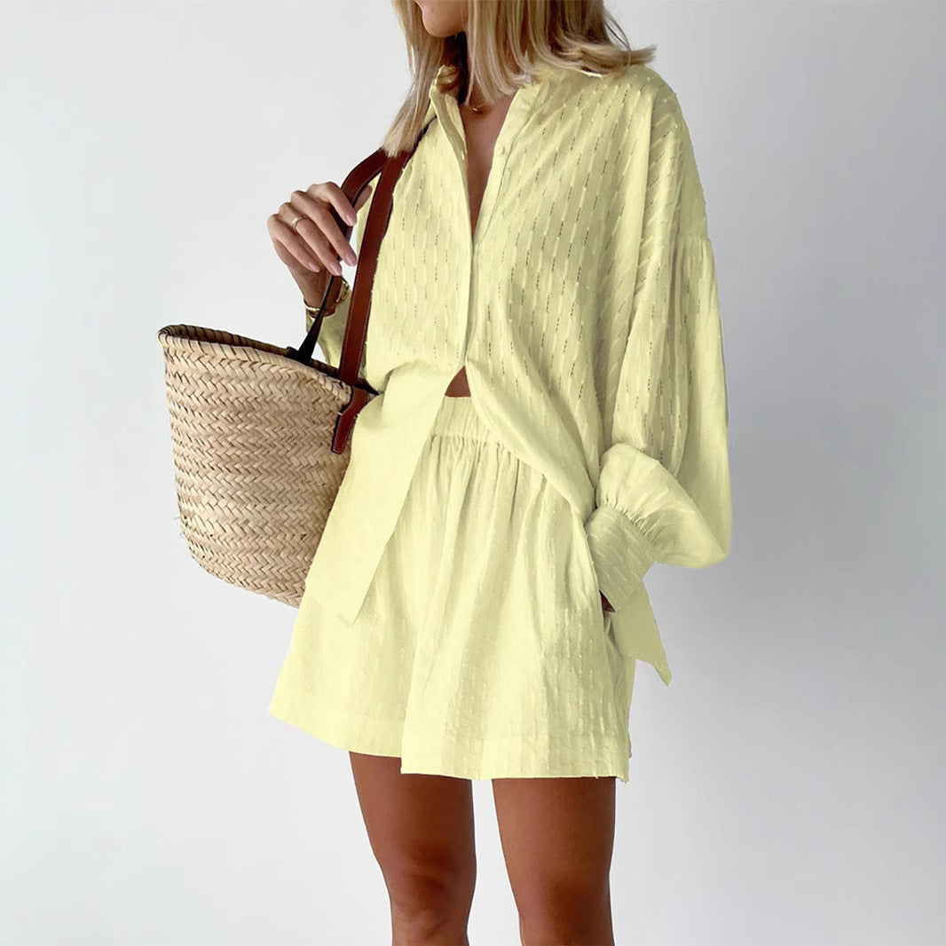 Femme Relaxed Fit Struktureret Button-Up Skjorte og Shorts Sæt Stilla