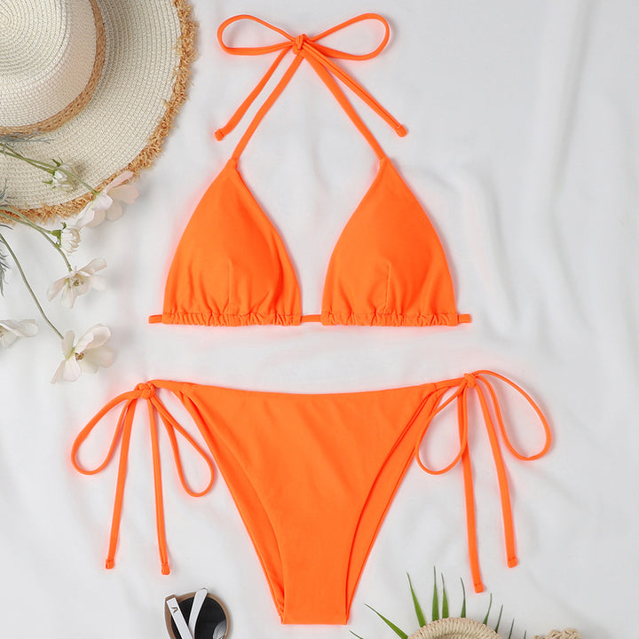 Dame triangel-bikini med justerbare bindebånd og raffinerede detaljer Skovae