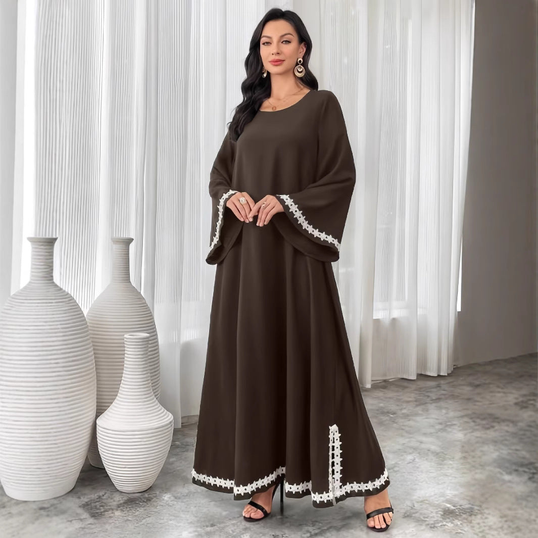 Dame Maxikjole med vidde og elegant spidsbesætning Stilla