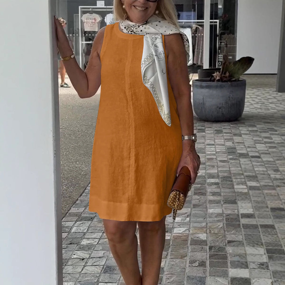 Dame løst sommerkjole med tidløst snit og elegante detaljer Stilla