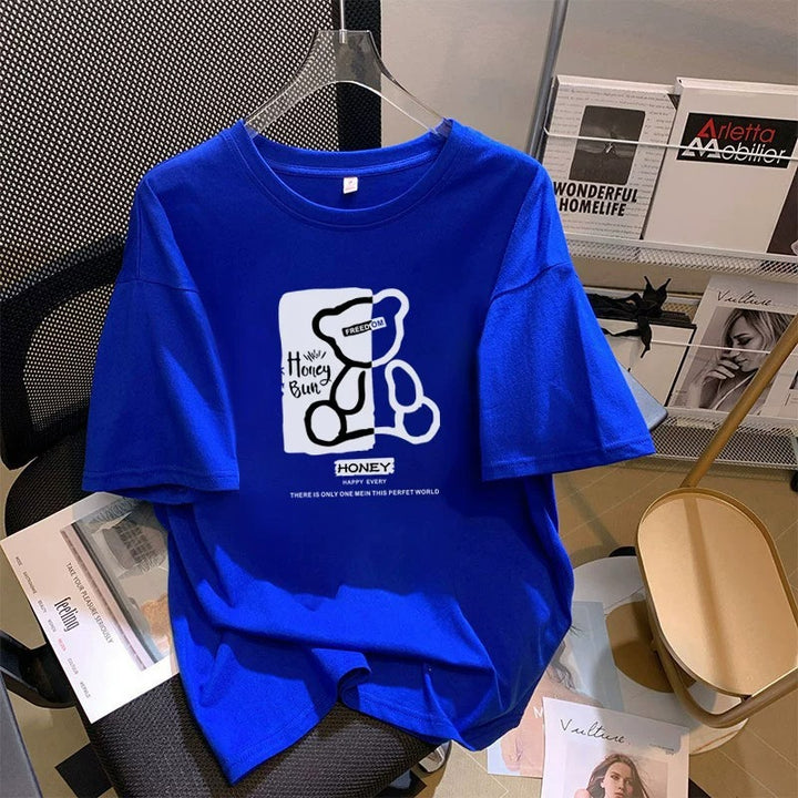Dame T-shirt med kreativ bjørnemotiv og afslappet pasform Stilla
