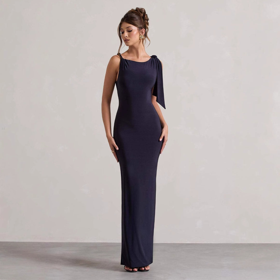 Women Elegant Maxi Dress with Asymmetrical Strap and Figure-Hugging Cut Stilla