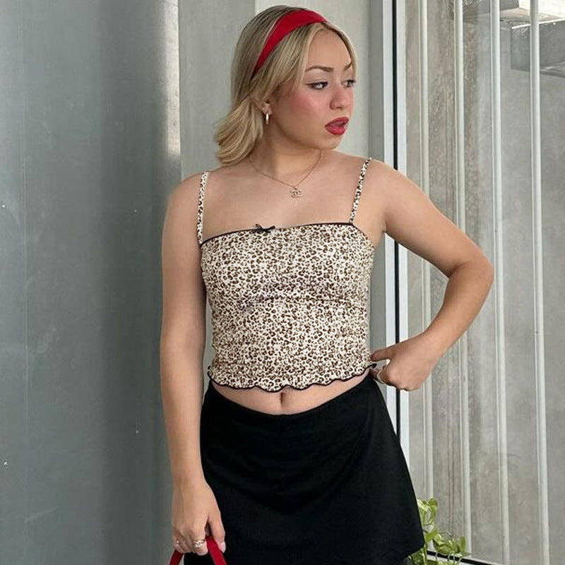 Dame Crop Top med trendy Leo-design og fine stropper Stilla