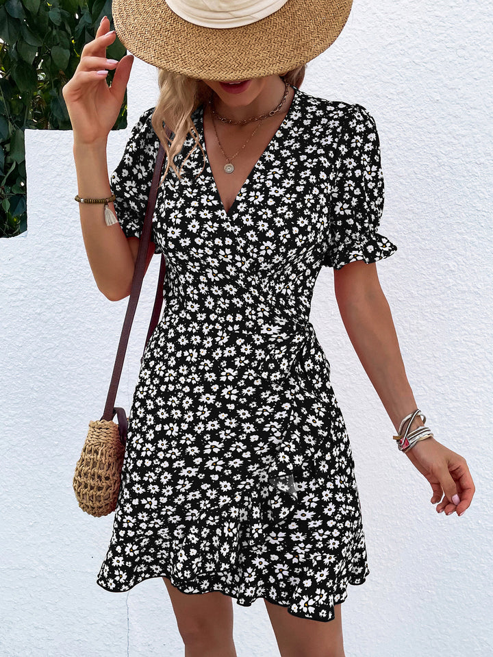 Dame Floral Wrap Mini Kjole Stilla