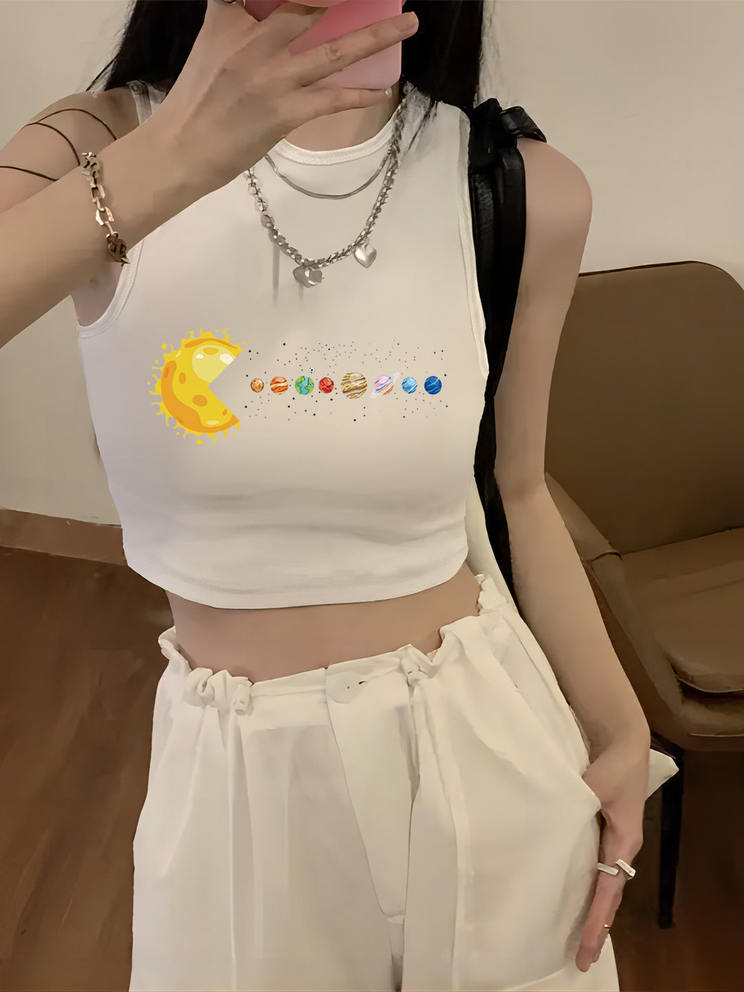 Dame Crop-Top med kreativ tekst og afslappet snit Skovae