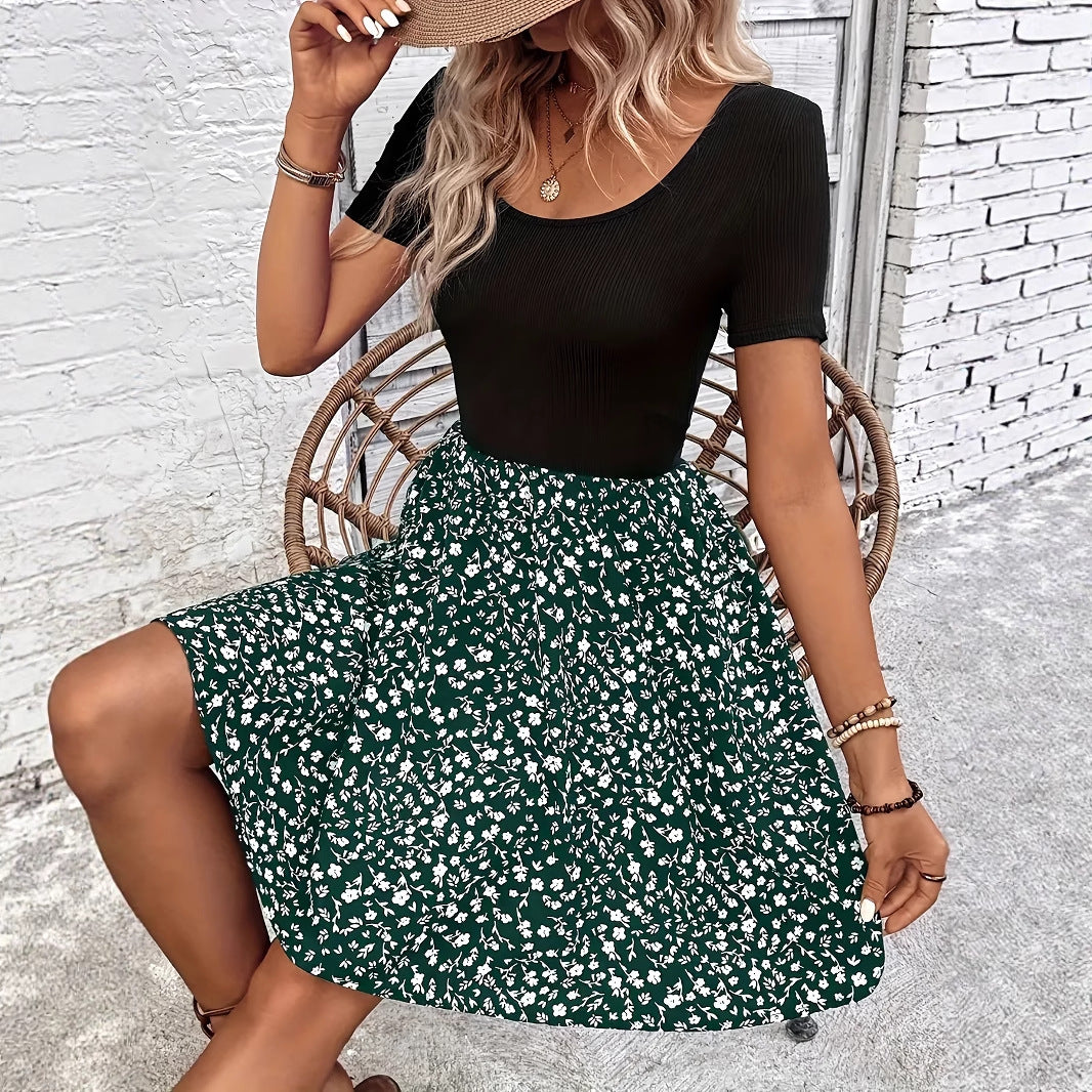 Dame Floral Skater Kjole med ribbet top Stilla