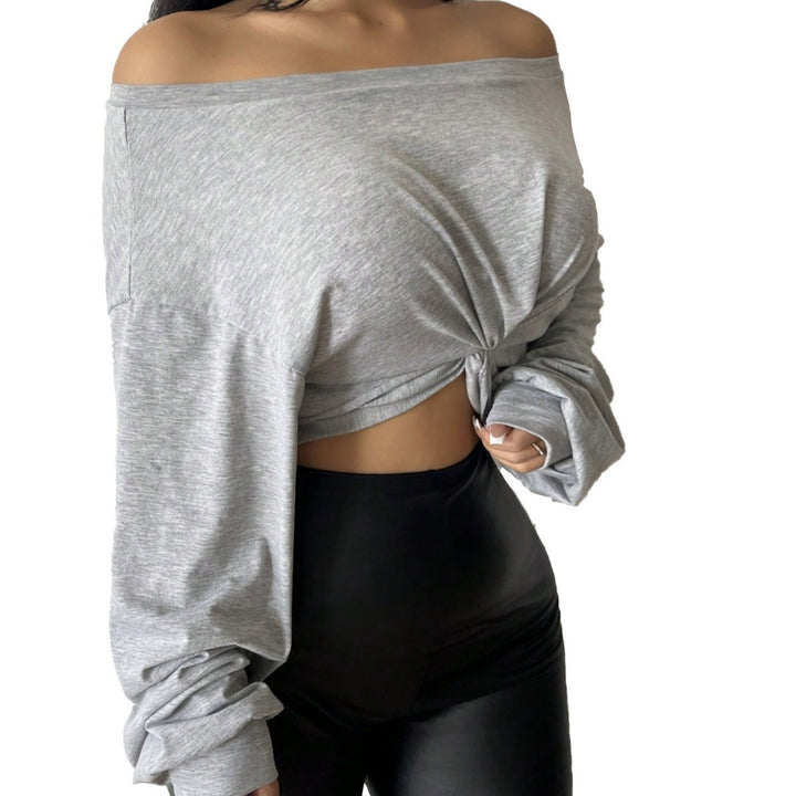 Kvindernes afslappede oversized crop top med knyttet design Stilla