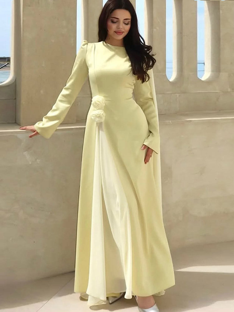 Dame elegant aftenkjole med spændende asymmetrisk volangdetaljer Stilla