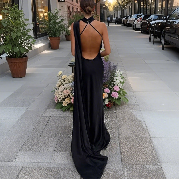 Dame elegant aftenkjole med asymmetrisk snit og imponerende drapering Skovae