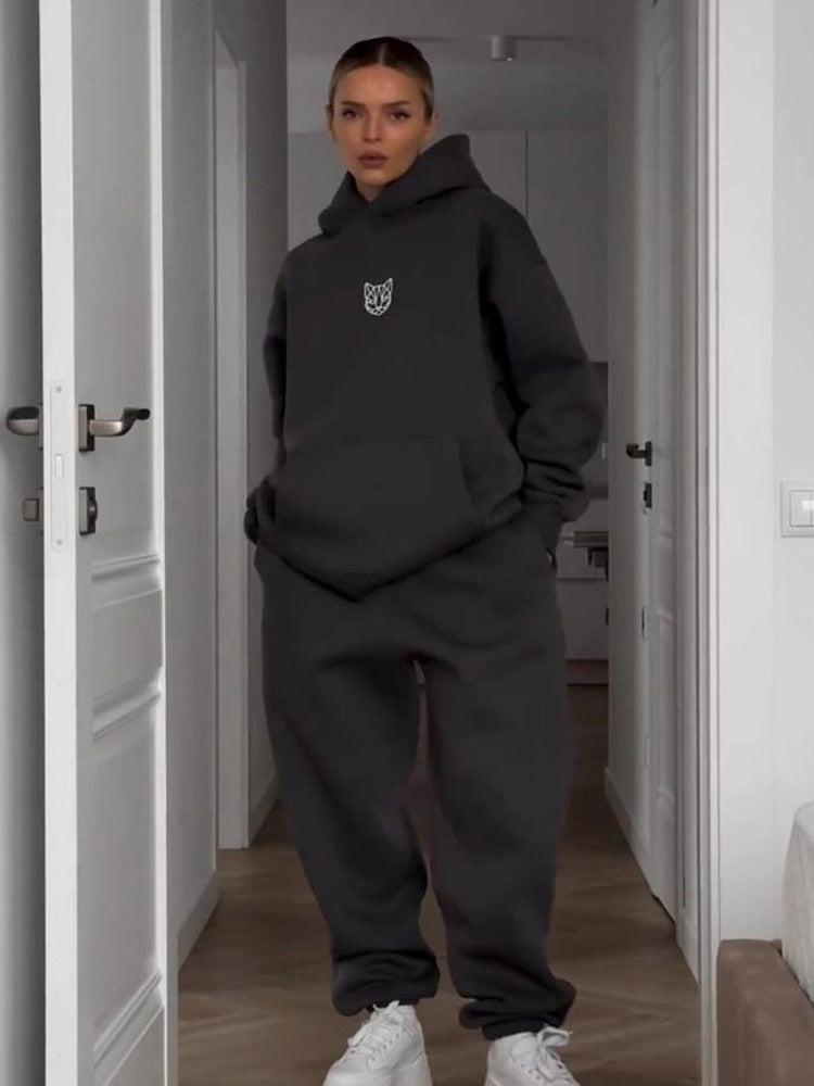 Dame Oversized Hoodie med regulært bånd og afslappede bukser Stilla