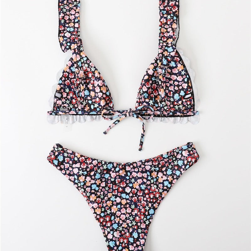 Dame triangel-bikini med legende volanger og blomsterdesign Stilla