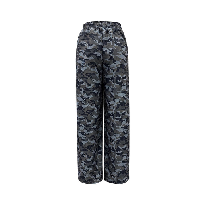 Kvindernes brede cargo bukser med moderne camouflageprint Stilla