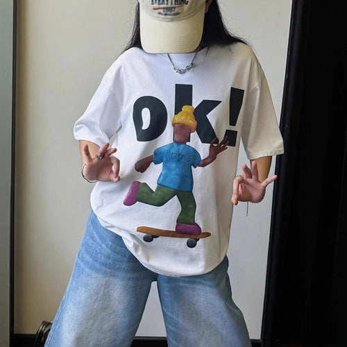 Dame T-shirt med kunstnerisk skeletmotiv og unikt tryk Skovae