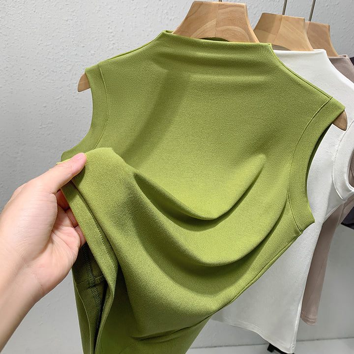 Dame ærmeløst top med elegant høj krave og flydende materiale Stilla