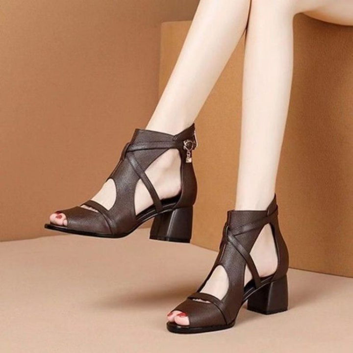 Dame Sandaler med moderne snit og elegant blokhæl Stilla