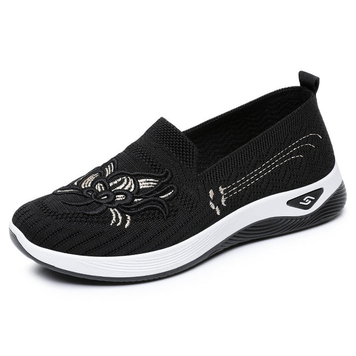 Dame Komfortable Slip-On Sneakers med fint broderi og fleksibelt sålemateriale Stilla