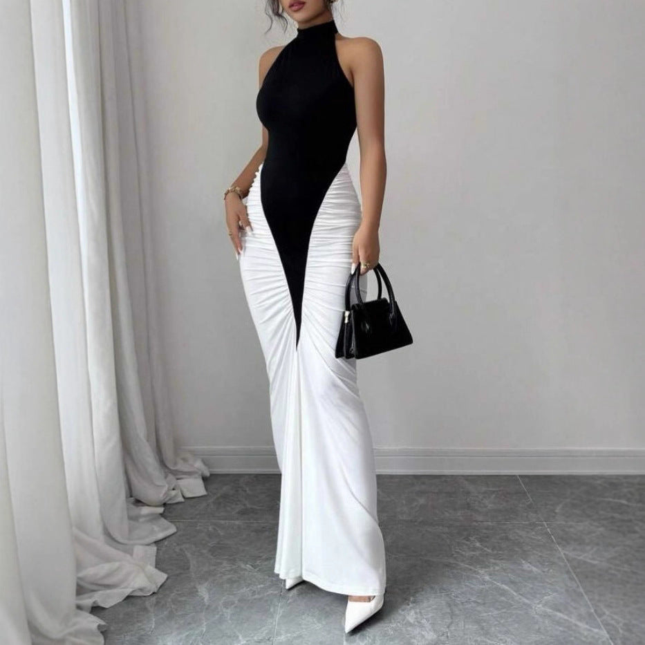 Dame Elegant, figursyet aftenkjole med kunstsilke-drapering Skovae