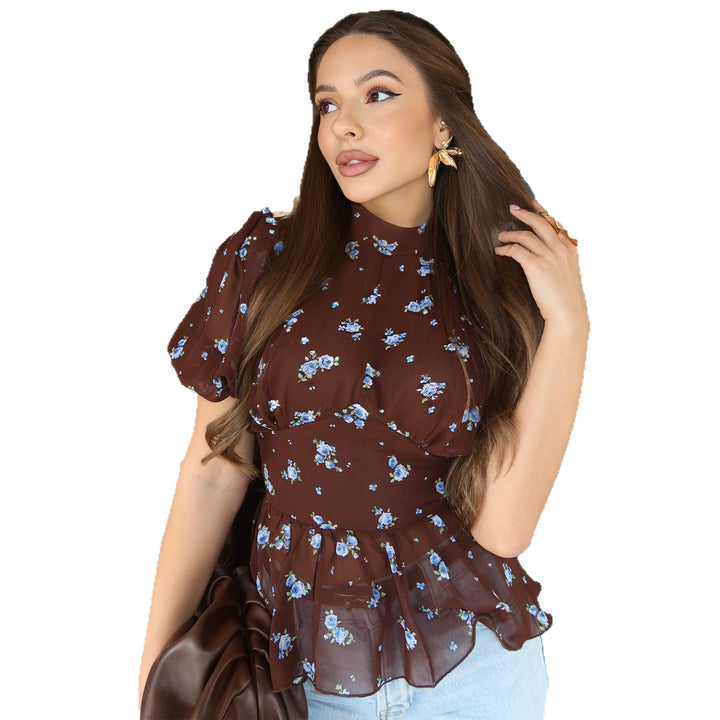 Kvinders bluse med blomsterdesign og volangkant Skovae