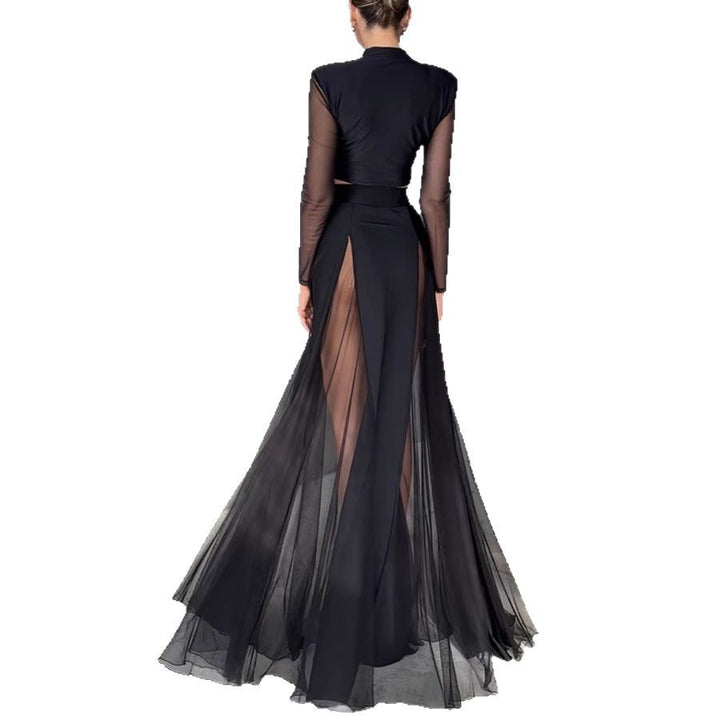 Dame cropped top med transparente lange ærmer og elegant V-udskæring Stiila