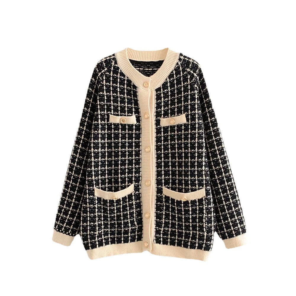 Kvinders cardigan med elegant ternet mønster og dekorerede knapper Stilla