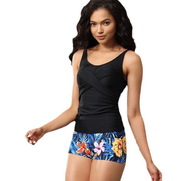 Dame Tankini-sæt med fashionabel overdel og sporty shorts Stilla