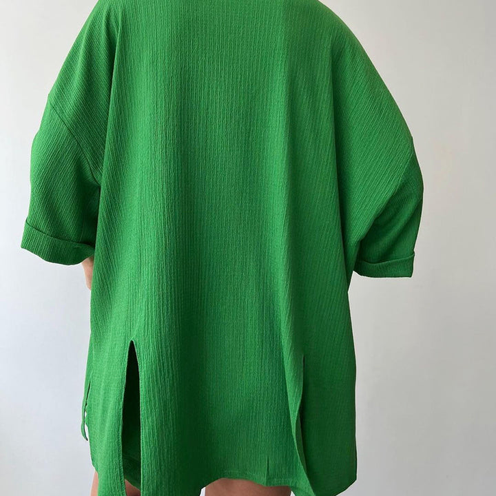 Dame afslappet oversized skjortebluse med struktureret materiale og korte ærmer Stilla