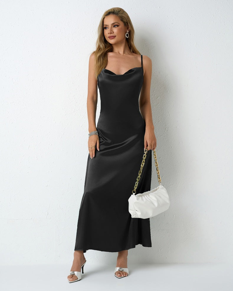 Dame Elegant maxikjole med smart halterneck-look Skovae