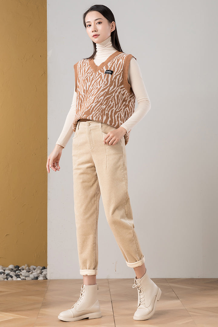 Dame mode strikpullover i trendy animal-print med V-udskæring Stilla