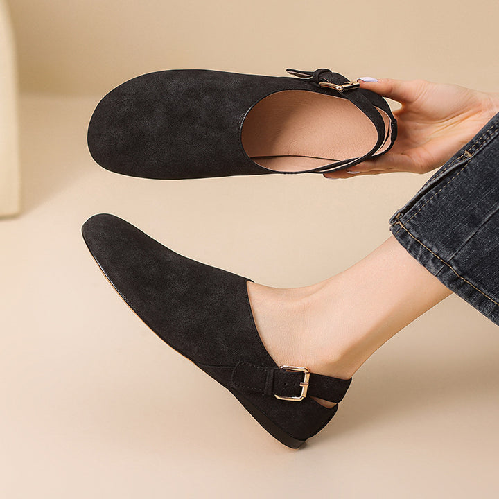 Femme Slip-On Suede Pantoletten med justerbar rem Stilla