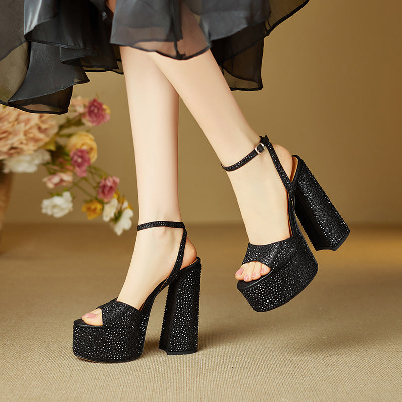 Femme Glamorous Plateau sandaler med strass dekorationer Stilla