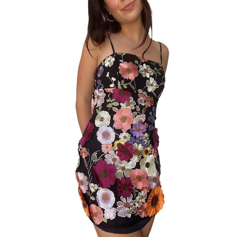 Stilla | Glamourøs Tunge Broderi Camisole Mini Skirt Kjole