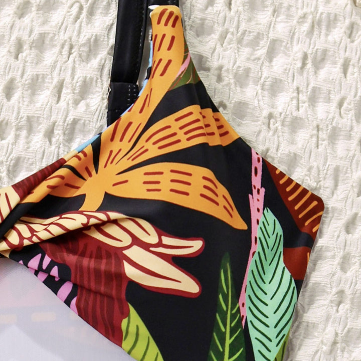 Dame Badetøj med innovativt Cut-Out-design Skovae