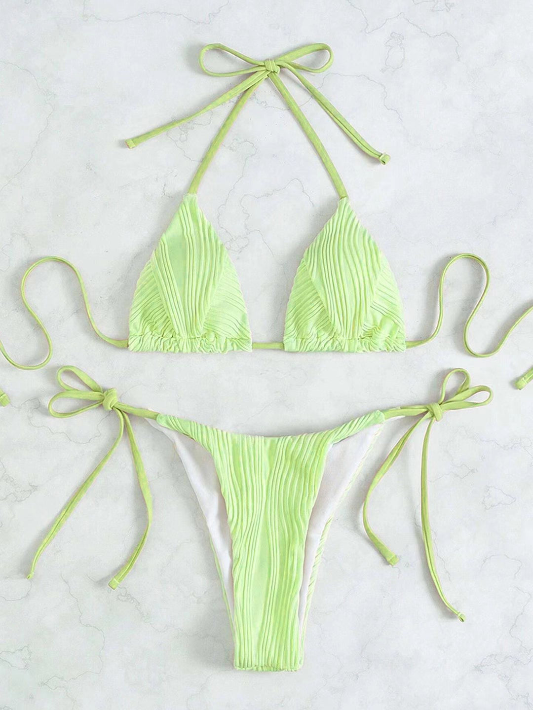 Dame Triangel-Bikini med fashionable rib-design og justerbare bindebånd Stilla