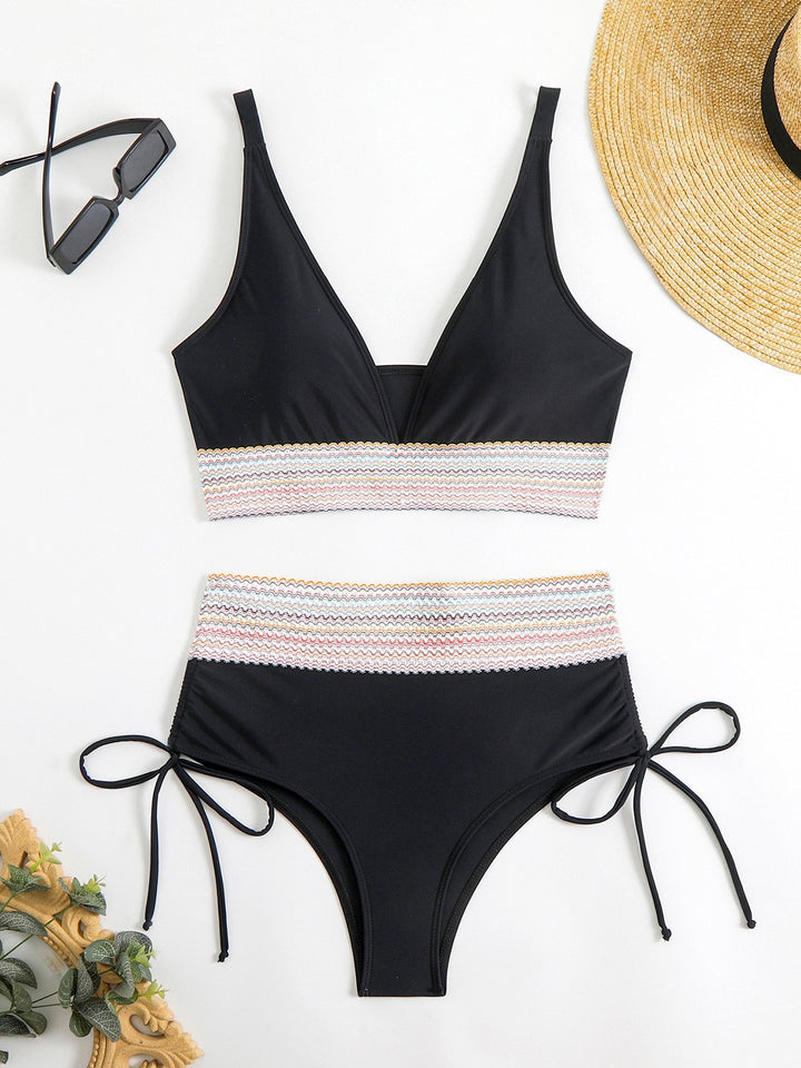 Dame Kvalitets Bikini med justerbare stropper og moderigtigt design Stilla