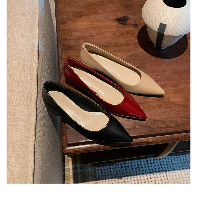 Dame spids Slip-On Ballerinas med elegant udskæringsdesign Stilla