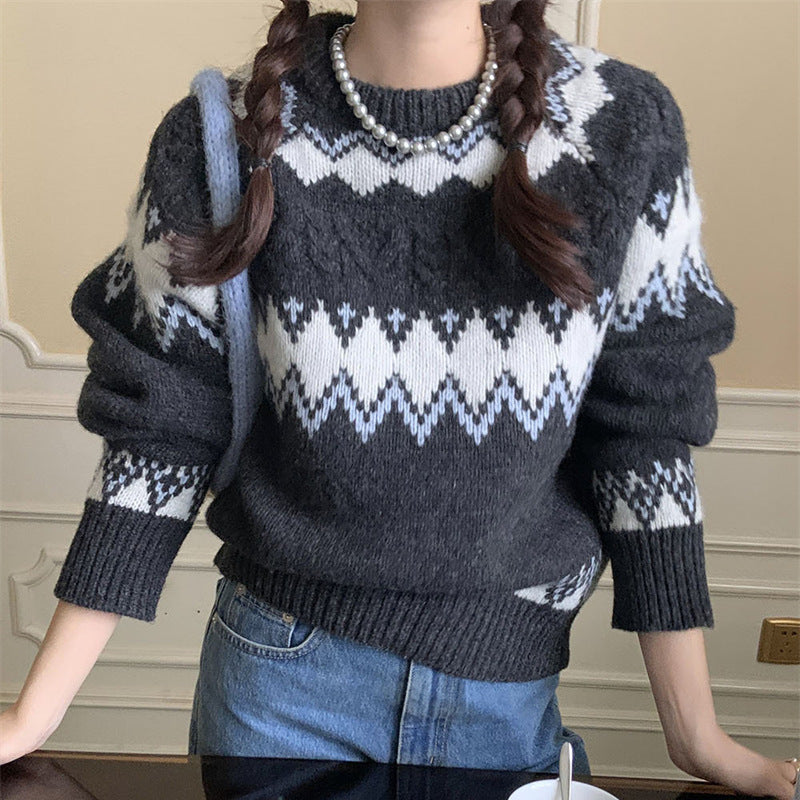 Dame mønstrede strikkede sweater med rund halsudskæring og komfortabel pasform Stilla