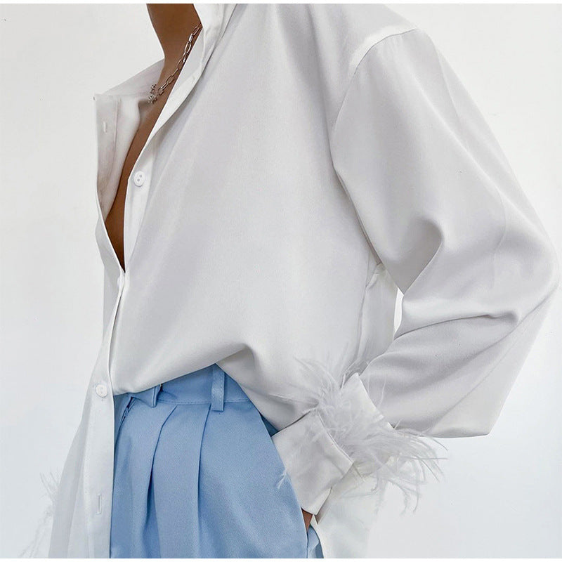 Dame Satin Bluse med elegante Fjer Stilla
