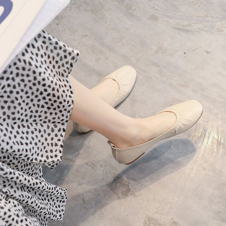 Dame ballerinas med elastisk flæse design og komfortabel fodsenge Stilla